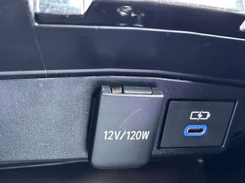 Used 2022 Toyota Corolla SE FWD image 32