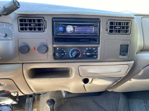 Used 1999 Ford F350 Lariat image 20