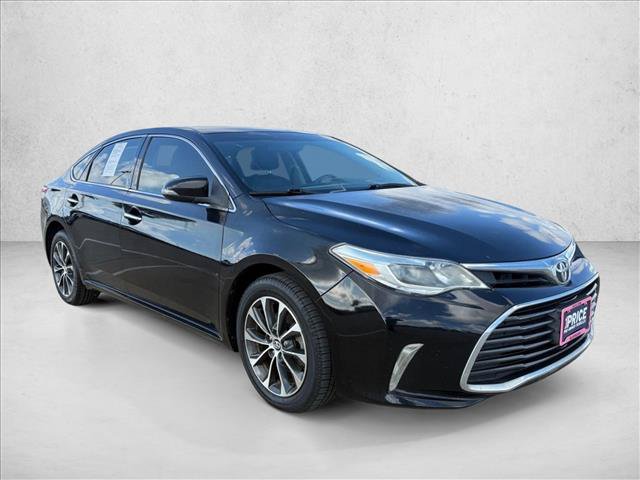 Used 2016 Toyota Avalon XLE FWD image 3