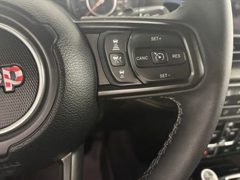 Used 2025 Jeep Wrangler Unlimited Sport AWD/4WD image 23