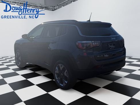 Used 2020 Jeep Compass Limited image 3