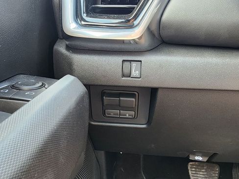 New 2026 GMC Canyon Elevation w/ Convenience Package RWD image 18