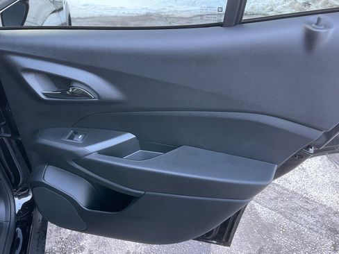 New 2026 Chevrolet Trax RS w/ Sunroof Package image 27