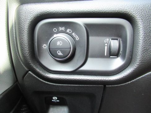 Certified 2023 RAM 1500 Big Horn AWD/4WD image 20