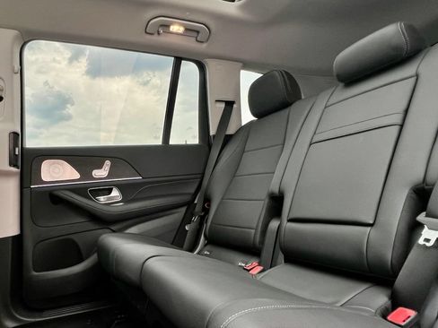 Certified 2026 Mercedes-Benz GLS 450 4MATIC image 28