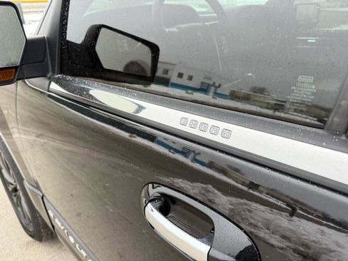 Used 2016 Lincoln Navigator Select AWD/4WD image 10