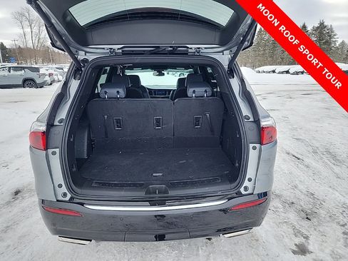 Used 2023 Buick Enclave Essence w/ Experience Buick Package image 18