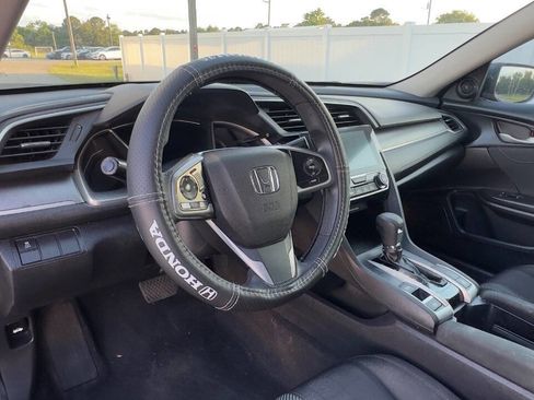 Used 2016 Honda Civic EX image 11