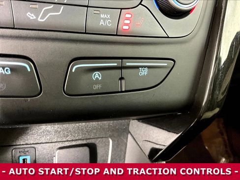 Used 2019 Ford Escape SEL AWD/4WD image 39