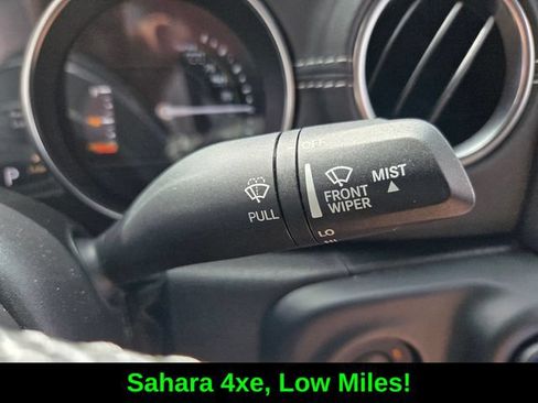 Used 2022 Jeep Wrangler Unlimited Sahara w/ Safety Group AWD/4WD image 30