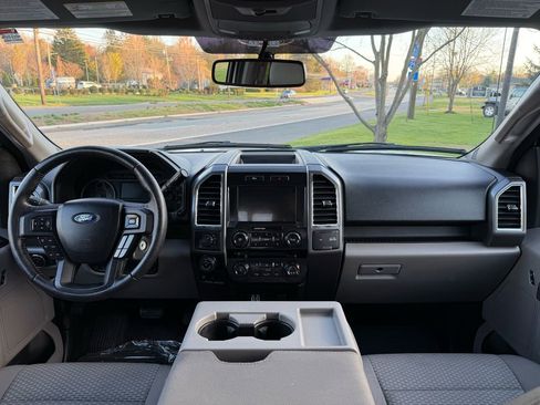 Used 2016 Ford F150 XLT w/ Equipment Group 302A Luxury image 11