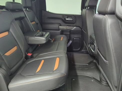Used 2021 GMC Sierra 1500 AT4 w/ AT4 Premium Package AWD/4WD image 33