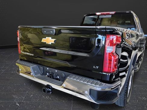 Used 2026 Chevrolet Silverado 2500 LT AWD/4WD image 4