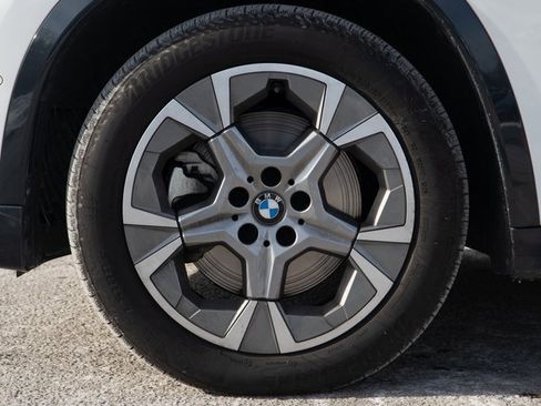 Used 2025 BMW X1 xDrive28i image 12