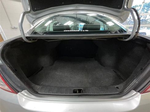 Used 2018 Nissan Versa S Plus image 17