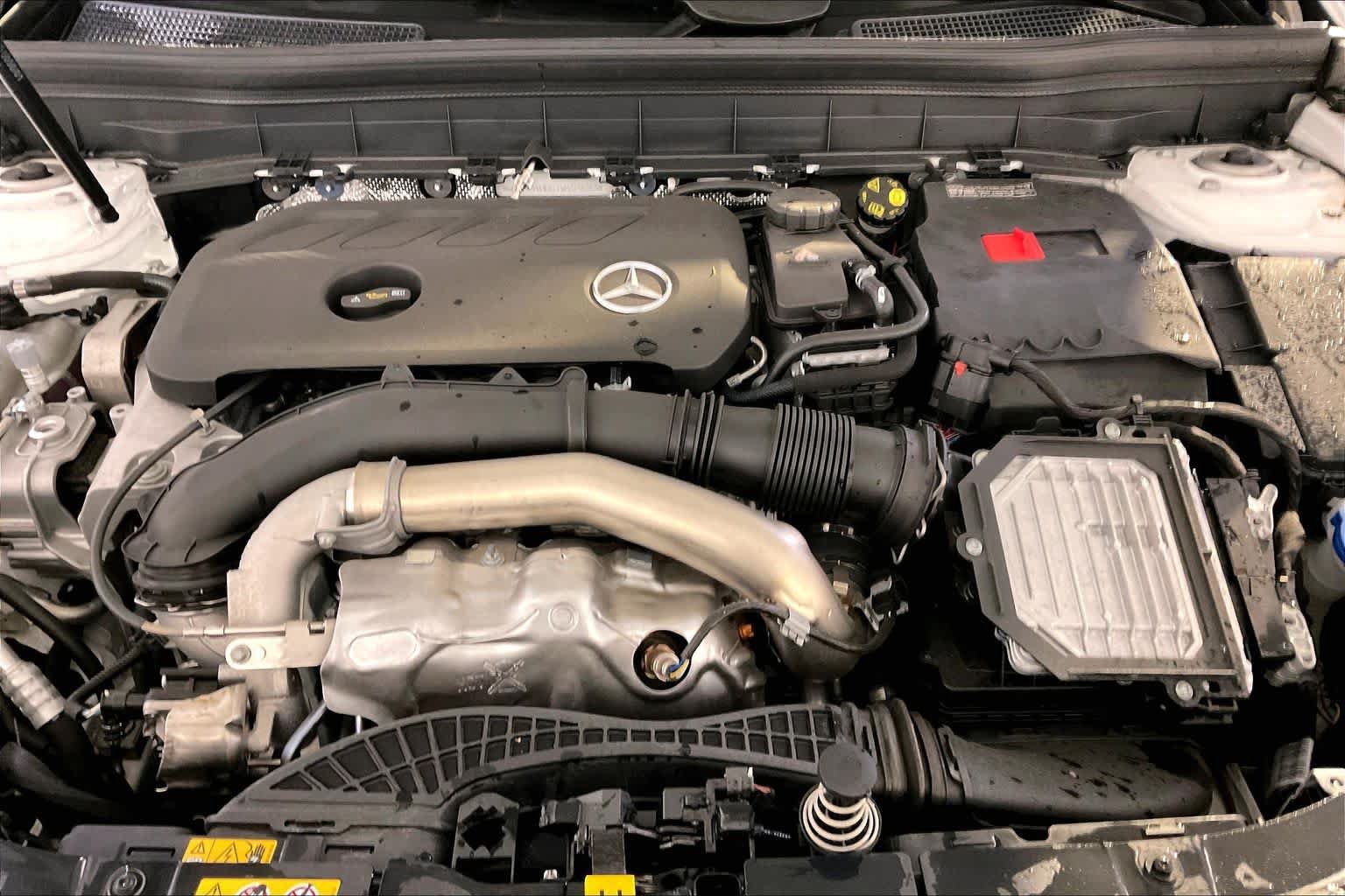 New 2026 Mercedes-Benz GLB 250 4MATIC image 14
