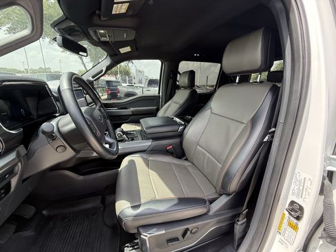 Used 2024 Ford F150 Lariat w/ FX4 Off-Road Package AWD/4WD image 30