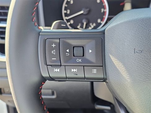 New 2026 Nissan Rogue SV image 32