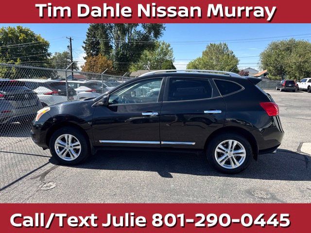 Used 2013 Nissan Rogue SV w/ Premium Pkg AWD/4WD image 3