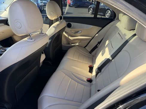 Used 2016 Mercedes-Benz C 300 4MATIC Sedan image 13