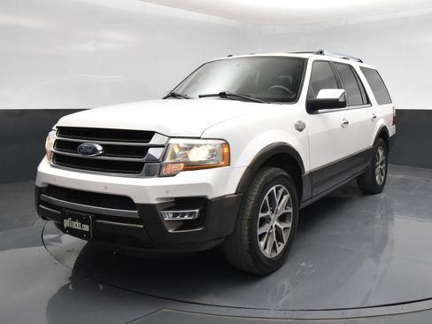 Used 2016 Ford Expedition King Ranch RWD image 2