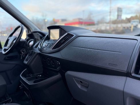 Used 2019 Ford Transit 350 XLT image 11