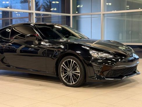 Used 2018 Toyota 86 image 5