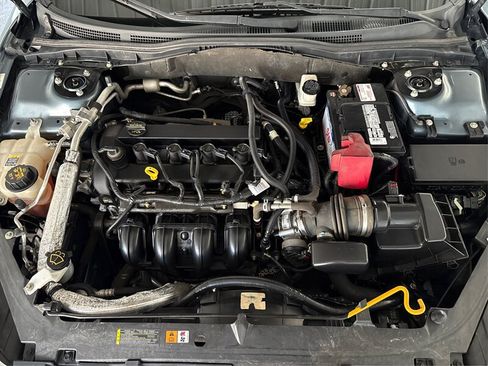 Used 2012 Ford Fusion SE FWD image 11