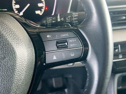 Used 2025 Honda Pilot Touring image 18