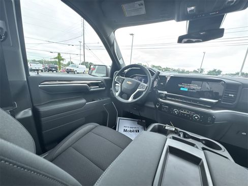 New 2026 Chevrolet Silverado 1500 LT image 15