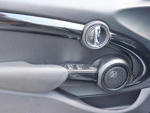 Used 2020 MINI Cooper S FWD image 14