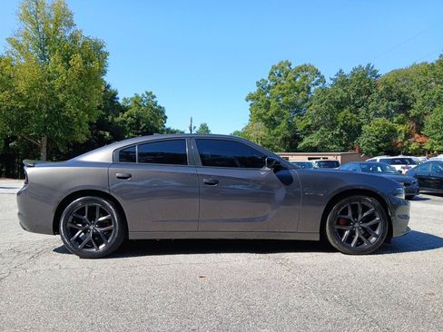 Used 2023 Dodge Charger SXT w/ Blacktop Package RWD image 5