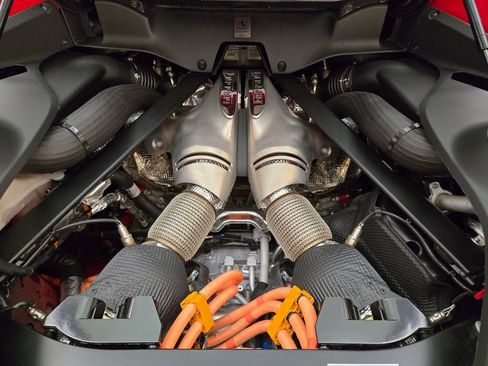 Used 2024 Ferrari 296 GTB RWD image 19
