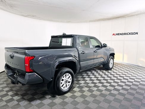 Used 2025 Toyota Tacoma SR5 image 3