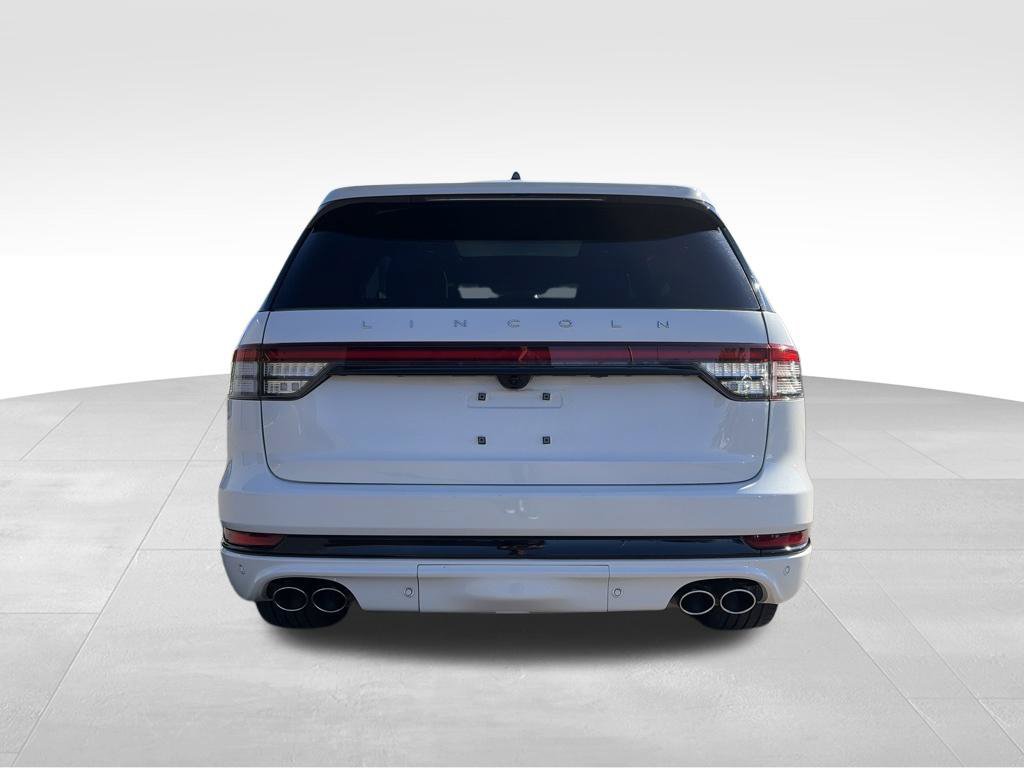 Used 2025 Lincoln Aviator Reserve w/ Jet Appearance Package AWD/4WD image 27