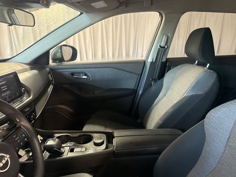 Used 2023 Nissan Rogue SV image 21