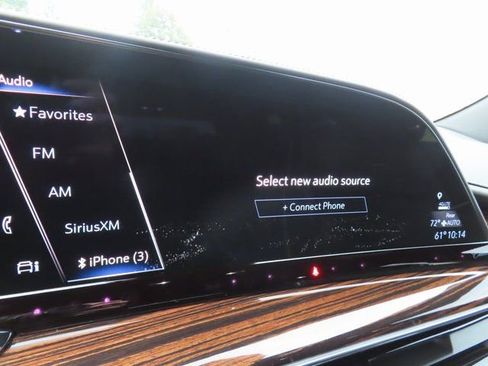 Used 2021 Cadillac Escalade Premium Luxury image 22