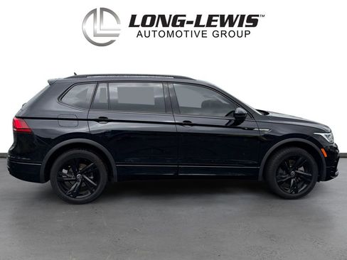 Certified 2023 Volkswagen Tiguan SE R-Line FWD image 8