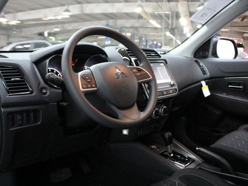 New 2026 Mitsubishi Outlander Sport ES image 5