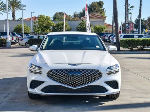 Used 2022 Genesis G70 3.3T image 3