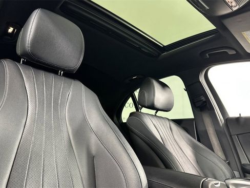Used 2019 Mercedes-Benz E 300 image 18