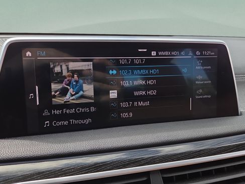 Used 2020 BMW 745e xDrive image 18