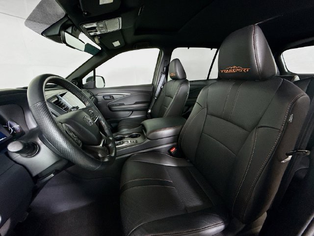 Used 2025 Honda Passport TrailSport image 23