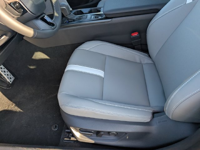 New 2026 Toyota Camry SE FWD image 18