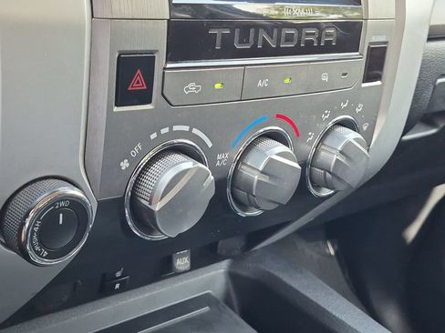 Used 2015 Toyota Tundra SR AWD/4WD image 23