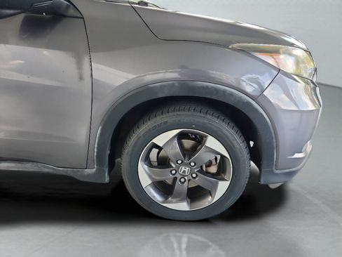 Used 2018 Honda HR-V EX-L image 11