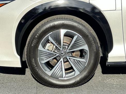 Used 2023 Lexus RZ 450e Premium w/ Technology Package image 32