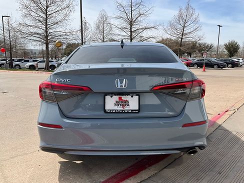 Used 2024 Honda Civic Sport image 7