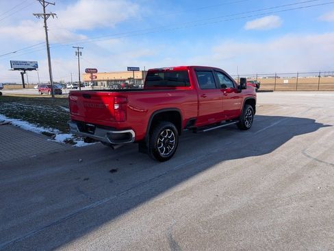 Used 2024 Chevrolet Silverado 2500 LT w/ Safety Package image 3