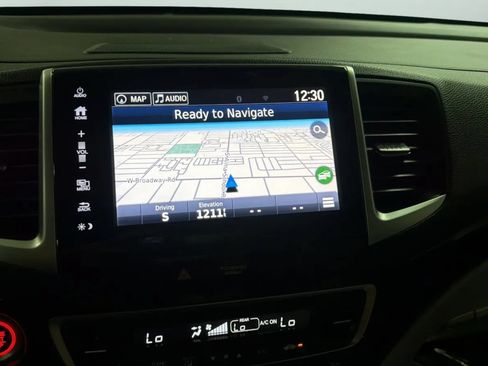Used 2018 Honda Pilot Elite image 13
